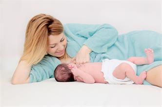 الرضاعة الطبيعية تحمي الطفل من البكتيريا القاتلة