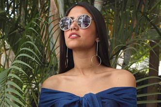 المصممة ياسمين سعود: النظارة الشمسية تكمل إطلالة المرأة الأنيقة
